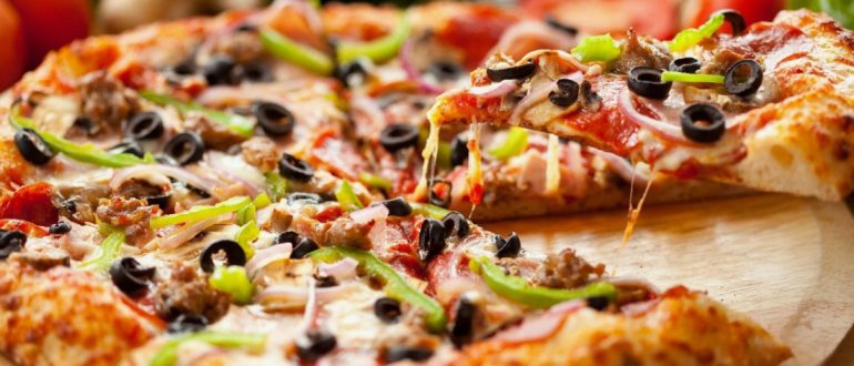Самая популярная еда, если некогда готовить: почему пицца выручает всегда